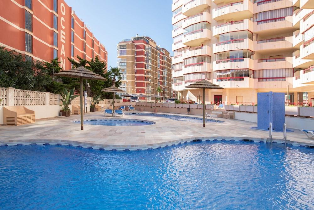 Apartamentos Amatista Unitursa Calp Extérieur photo
