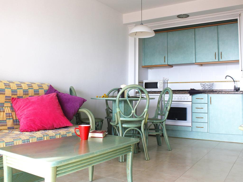 Apartamentos Amatista Unitursa Calp Chambre photo