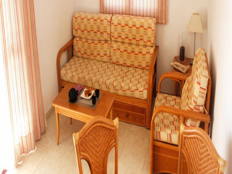 Apartamentos Amatista Unitursa Calp Extérieur photo