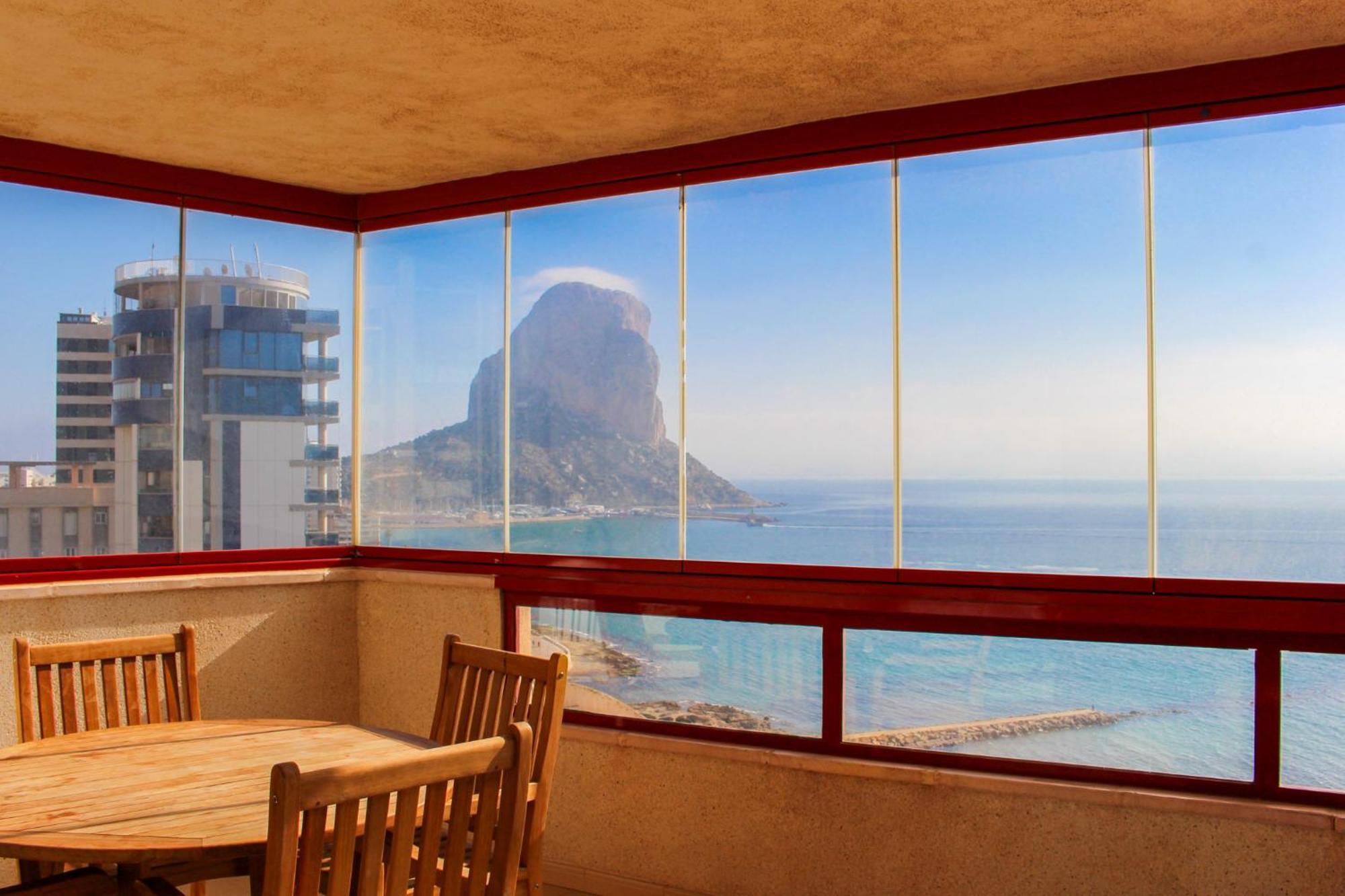 Apartamentos Amatista Unitursa Calp Extérieur photo